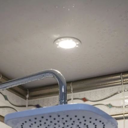 LED Kúpeľňové podhľadové svietidlo LORI LED/4,5W/230V IP65 2700/4000K pr. 8,5 cm biela