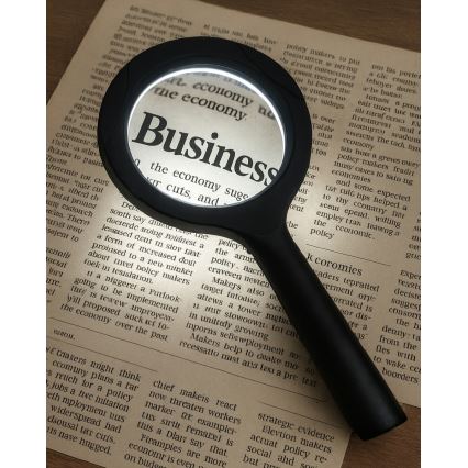 LED lupa 3× zväčšenie s podsvietením LED/3W/2xAA IP22