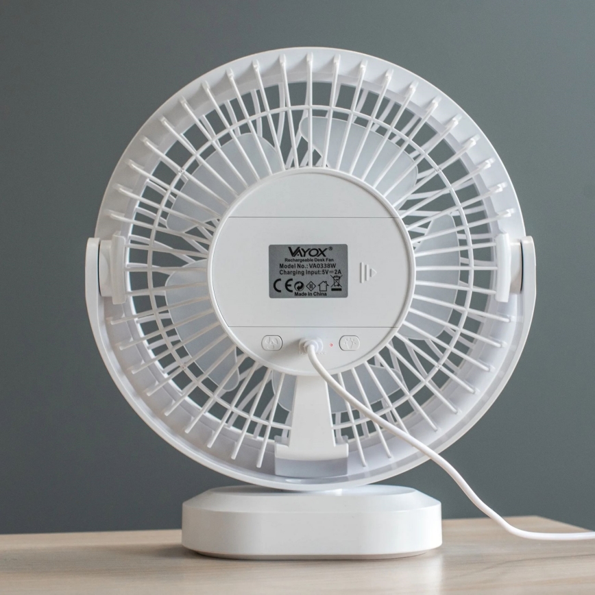 LED Nabíjací stolný ventilátor s LED osvetlením LED/3W/5V USB 2400 mAh biela