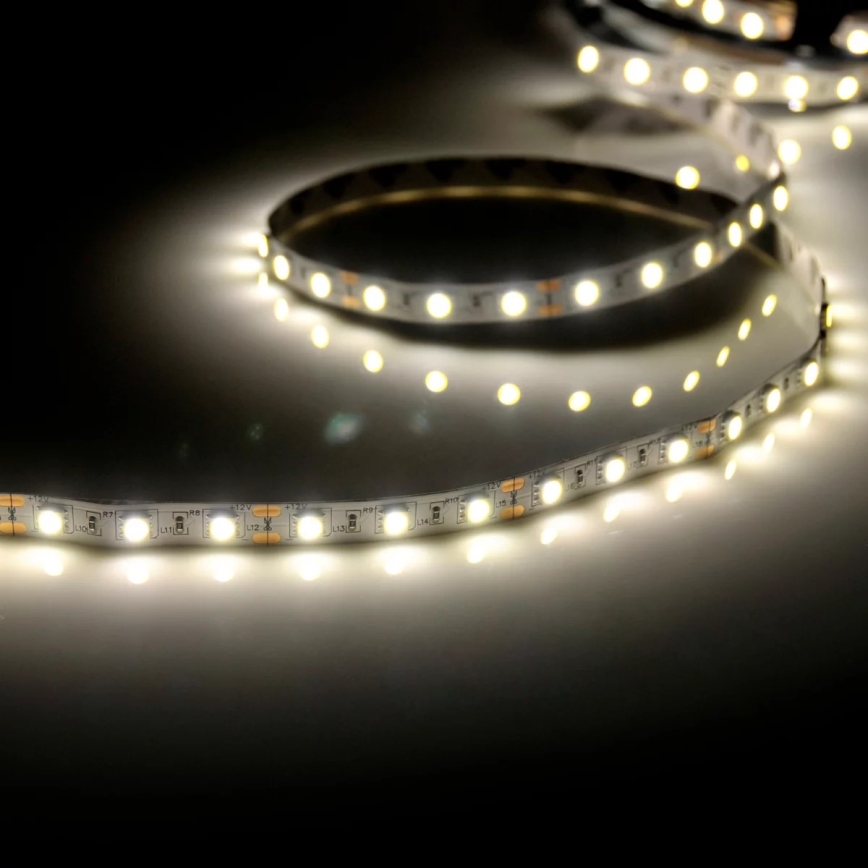 LED Pásik 5m LED/10W/12V IP20 biela