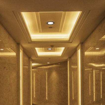 LED Podhľadové bodové svietidlo LED/28W/230V 3000/4000/6400K pr. 20 cm čierna