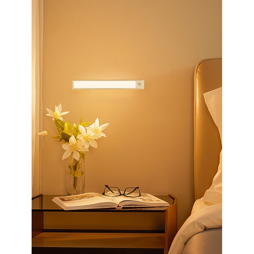LED Podlinkové svietidlo CABINET-4 s PIR senzorom LED/1,5W/230V 1100mAh 4000K