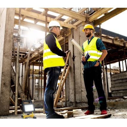 LED stmievateľný prenosný reflektor TIGRA LED/20W/3,7V 4000K IP54 4400 mAh čierna/žltá