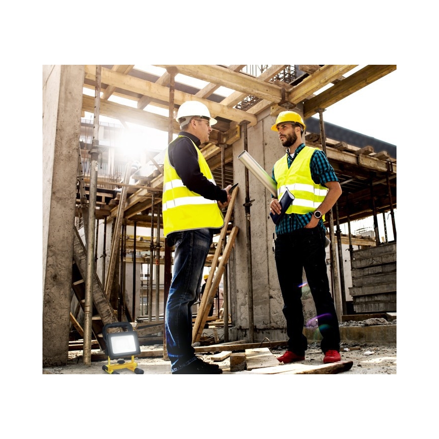 LED stmievateľný prenosný reflektor TIGRA LED/20W/3,7V 4000K IP54 4400 mAh čierna/žltá