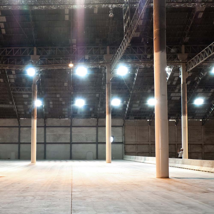 LED priemyselné svietidlo High Bay LED/100W/230V 4000K IP65