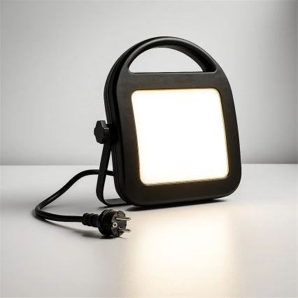 LED reflektor 40W/230V 4000K IP44 čierny