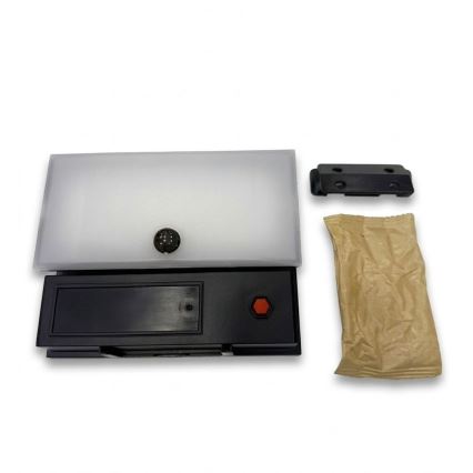 LED reflektor so senzorom a solárnym panelom FUJI LED/8W/3,7V 2000 mAh IP44