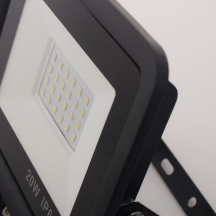 LED Reflektor so senzorom LED/20W/230V IP65