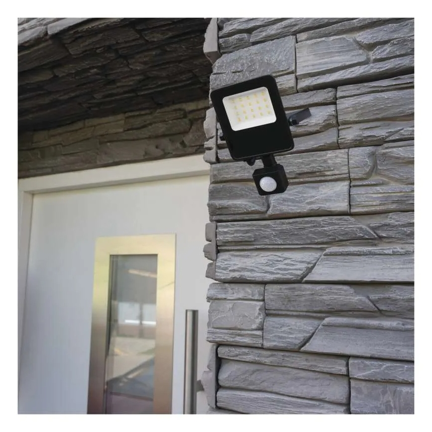 LED Reflektor so senzorom VISIO LED/30W/230V 4000K IP65