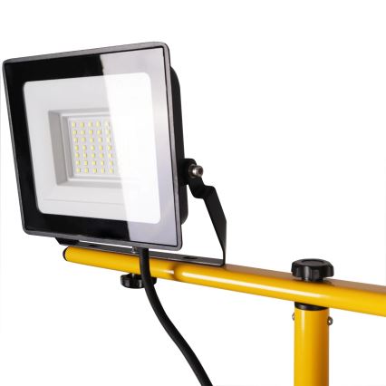 LED reflektor so stojanom 2xLED/30W/230V 6500K IP65 žltý