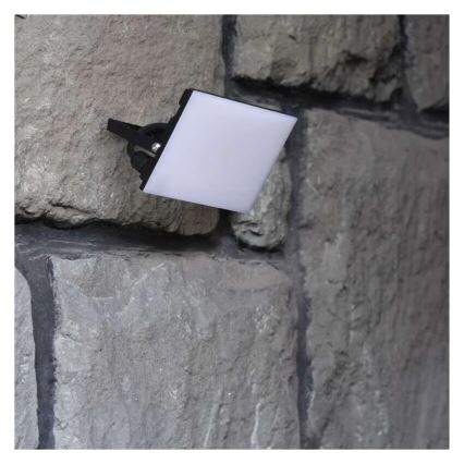 LED Reflektor TAMBO LED/20W/230V 4000K IP65
