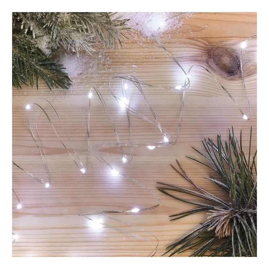 LED reťaz 20× LED / 2× AA, 2,4 m, studená biela