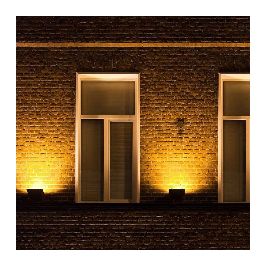 LED Inteligentný stmievateľný RGB reflektor LED/20W/230V IP65 biela