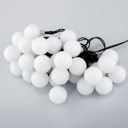 LED RGB Solárna reťaz PARTY 30xLED/1,2V 400 mAh 3,9 m IP44