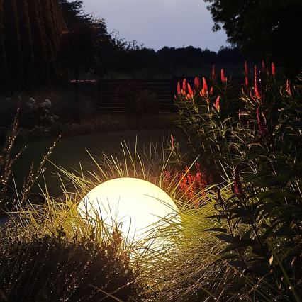 LED RGB Stmievateľná vonkajšia lampa GLOBO 1xE27/8,5W/230V pr. 60 cm IP44 + diaľkové ovládanie