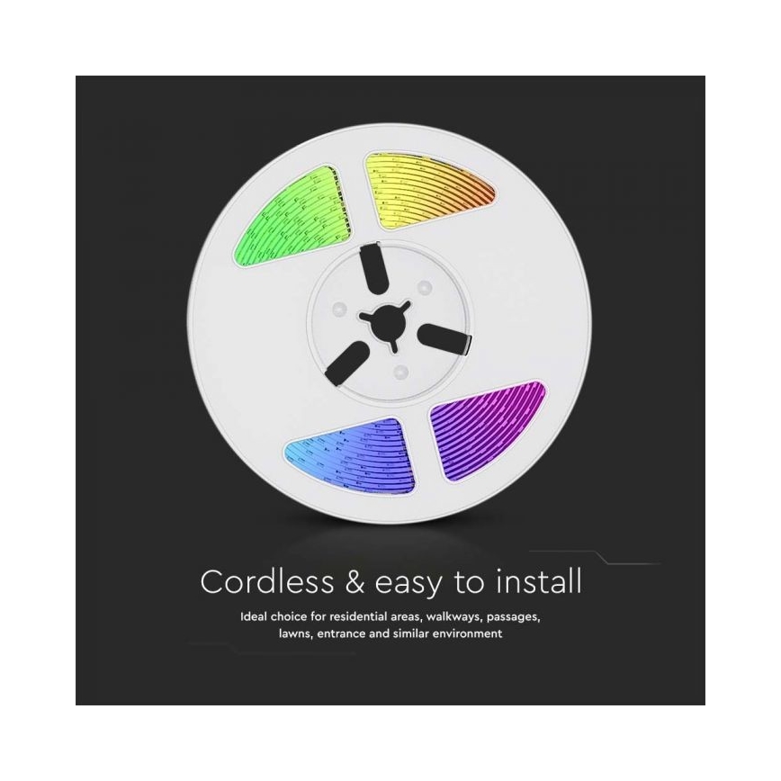 LED RGB Stmievateľný solárny pásik LED/1,2W/3,7V IP67 5m + diaľkové ovládanie