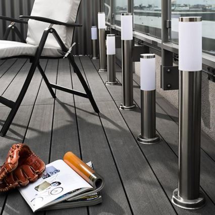 LED RGBW Stmievateľné vonkajšie svietidlo LIVIA 1xE27/6,5W/230V 2700-6500K Wi-Fi 45 cm IP44 strieborné