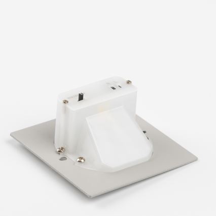 LED schodiskové svietidlo so snímačom pohybu a súmraku LED/1,5W/230V 3000/4000/6000K biela