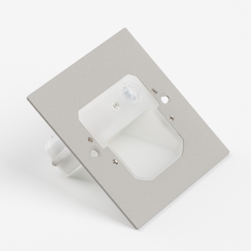 LED schodiskové svietidlo s pohybovým a súmrakovým senzorom LED/1,5W/230V 3000/4000/6500K čierne