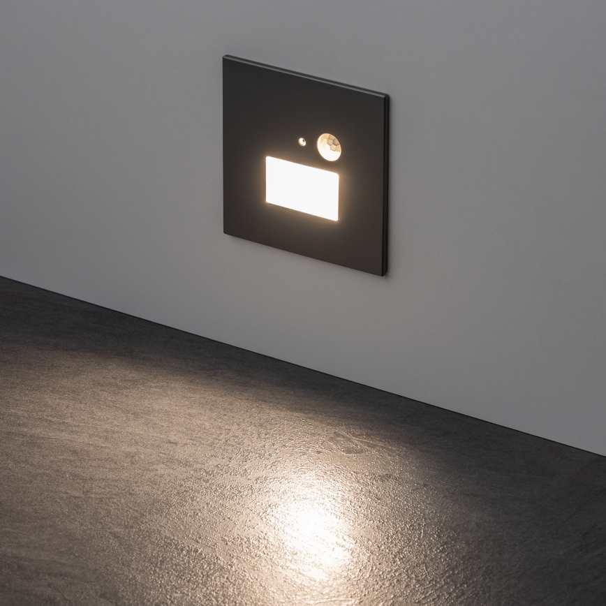 LED schodiskové svietidlo so snímačom pohybu a súmraku LED/1,5W/230V 3000/4000/6500K strieborné