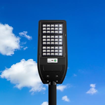 LED Solárna pouličná lampa VIA 100W/10000 mAh 3,2V 6000K IP65 + diaľkové ovládanie