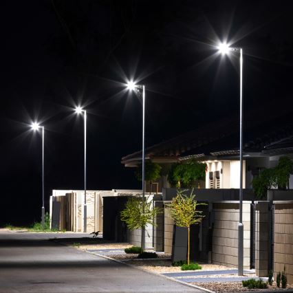 LED Solárna pouličná lampa VIA 200W/20000 mAh 3,2V 6000K IP54 + diaľkové ovládanie