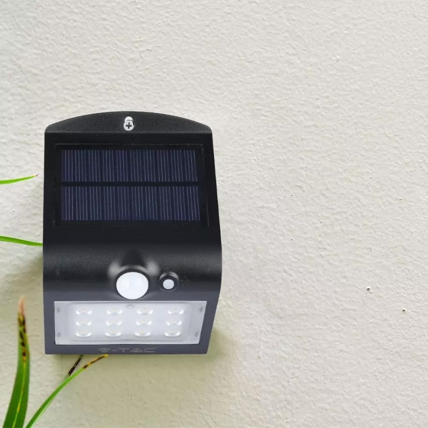 LED Solárne nástenné svietidlo so senzorom LED/1.5W/3,7V IP65 1200 mAh