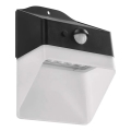 LED Solárne nástenné svietidlo so senzorom LUMI LED/3,7W IP65 čierna