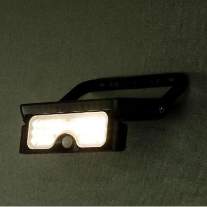 LED Solárny reflektor so senzorom LED/5W/3,7V IP65 4000K 3000 mAh