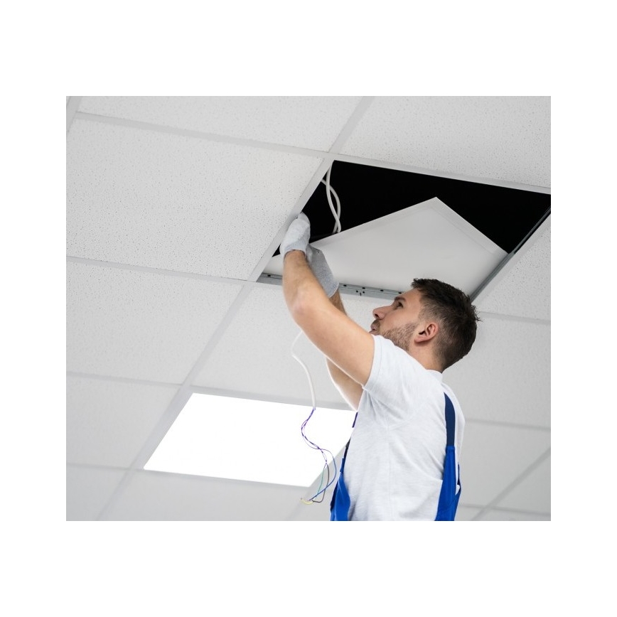LED Stmievateľný podhľadový panel CAPRI LED/25/36/40W/230V 3000/4000/5700K UGR&lt;19 IP44 60x60 cm