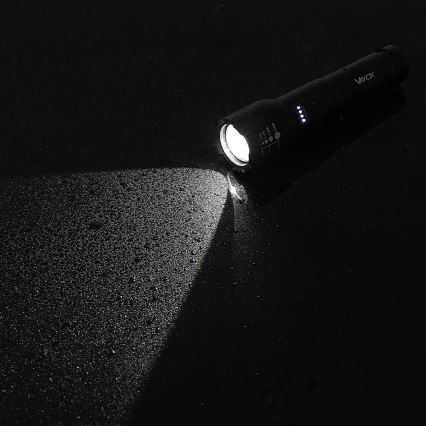 LED Stmievateľná nabíjacia baterka LED/20W/5V IPX4 800 lm 2000 mAh