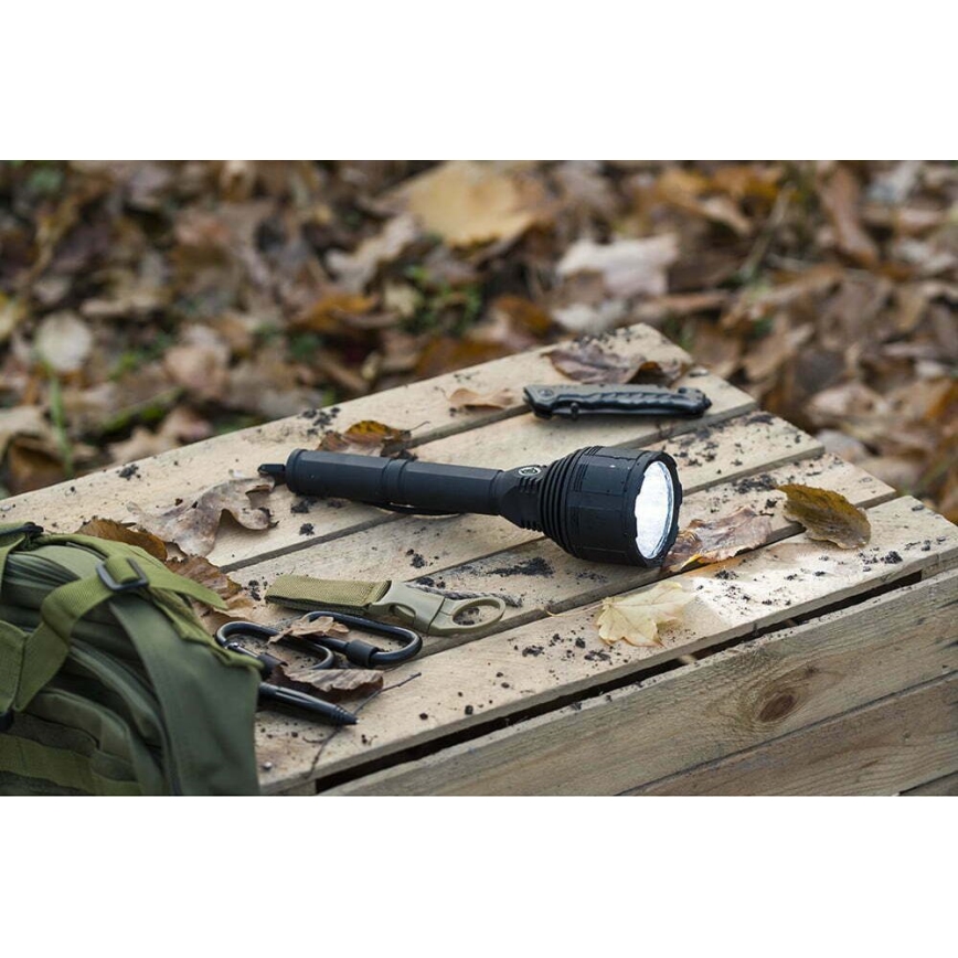 LED Stmievateľná nabíjacia baterka LED/30W/5V IPX7 3000 lm 8400 mAh