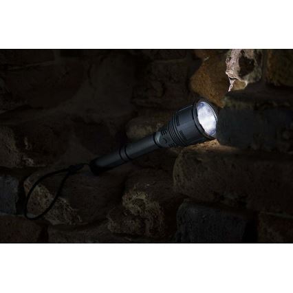 LED Stmievateľná nabíjacia baterka LED/30W/5V IPX7 3000 lm 8400 mAh