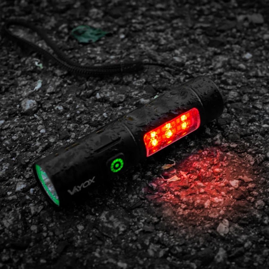 LED Stmievateľná nabíjacia baterka s červeným svetlom LED/5W/5V IPX4 250 lm 2000 mAh