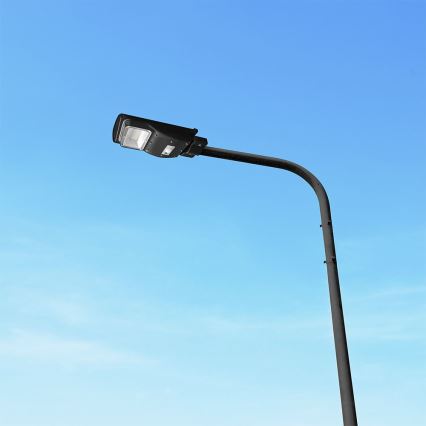 LED Stmievateľná solárna pouličná lampa so senzorom pohybu a súmraku LED/6W/3,2V 6000K IP65 5000 mAh čierna + diaľkové ovládanie