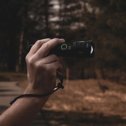 LED stmievateľná nabíjateľná svietilka s funkciou powerbanky LED/20W/5V IP44 1200 lm 5000 mAh