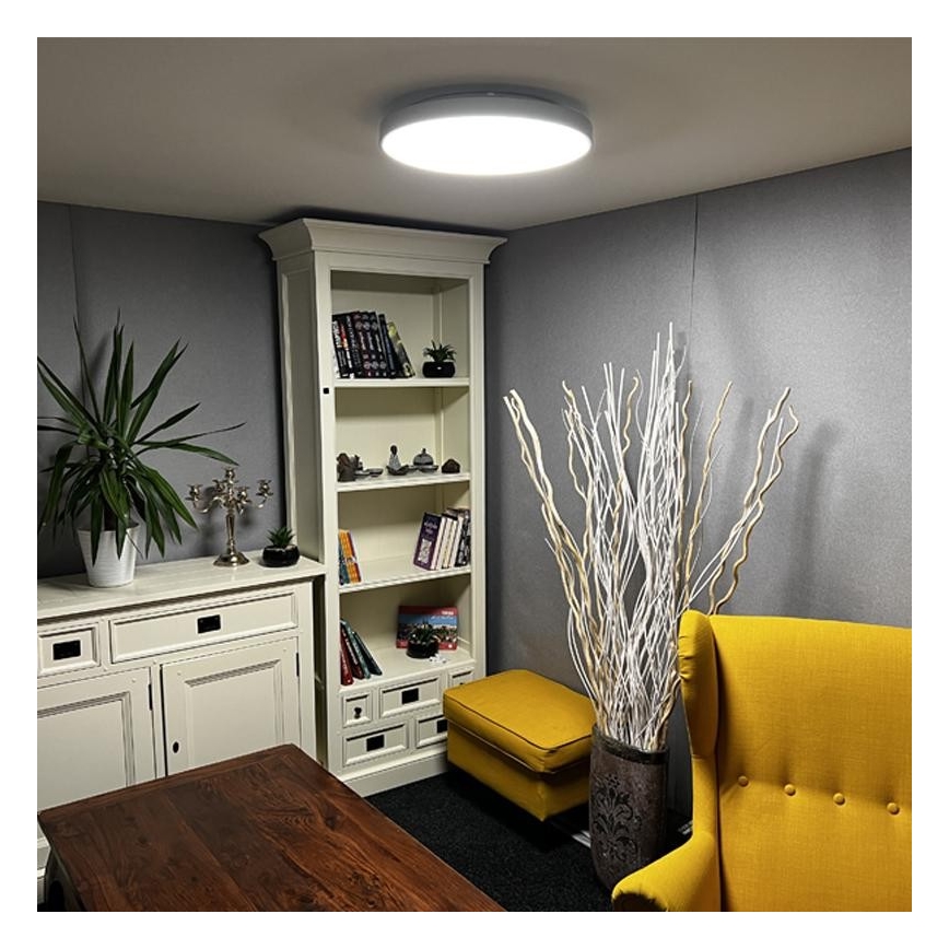 LED Stmievateľné stropné svietidlo LED/48W/230V 2700-6500K Wi-Fi Tuya + diaľkové ovládanie