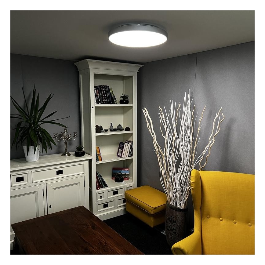LED Stmievateľné stropné svietidlo LED/48W/230V 2700-6500K Wi-Fi Tuya + diaľkové ovládanie