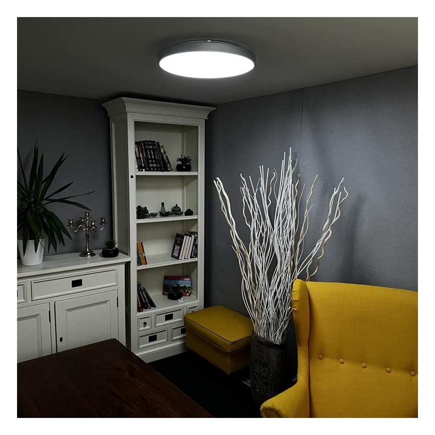 LED Stmievateľné stropné svietidlo LED/48W/230V 2700-6500K Wi-Fi Tuya + diaľkové ovládanie