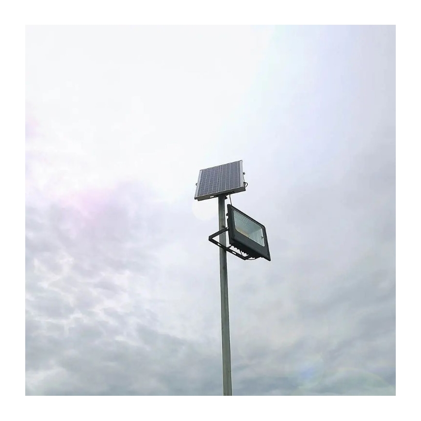 LED Stmievateľný solárny reflektor LED/20W/6,4V 4000K IP65 10000 mAh + diaľkové ovládanie