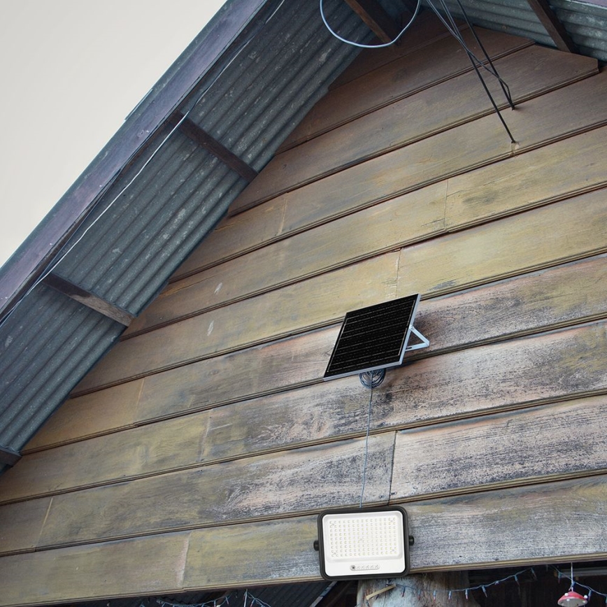 LED stmievateľný solárny reflektor LED/300W/3,2V 2000-8000K IP65 15000 mAh čierna + diaľkové ovládanie