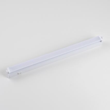 LED svietidlo pod linku LED/7,5W/230V 55,6 cm biela