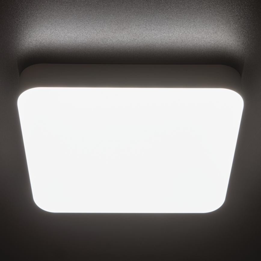 LED Technické stropné svietidlo so senzorom pohybu IPER LED/26W/230V IK10 IP65 hranatý biela