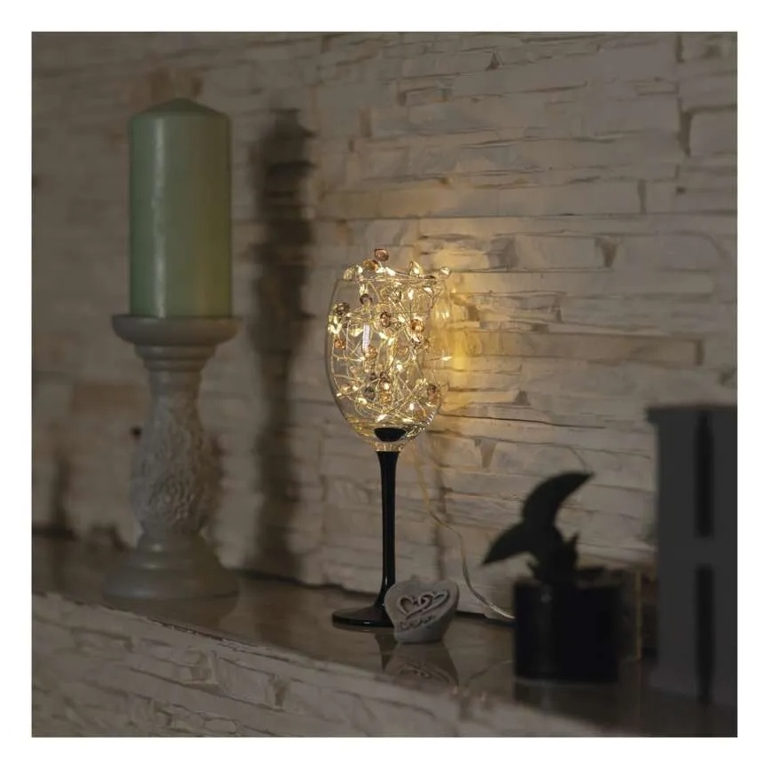 LED vianočný reťazec 40×LED/3×AA 1,5 m teplá biela