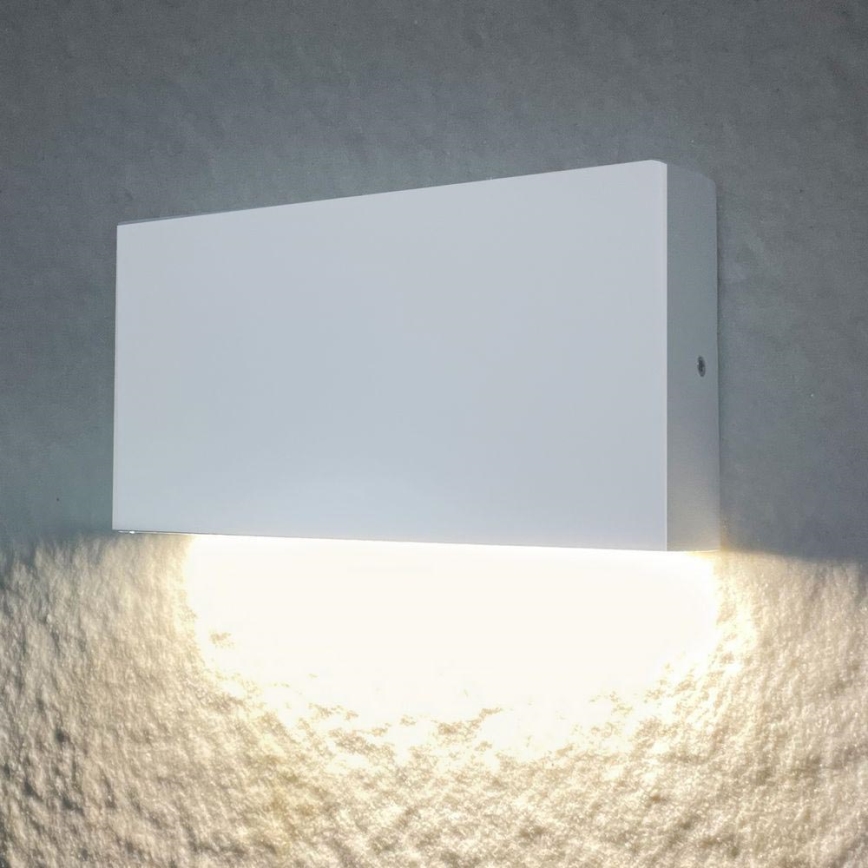 LED Vonkajšie nástenné svietidlo CHICAGO LED/5,5W/230V IP44 biela