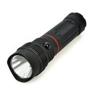 LED Vysúvacia baterka LED/3W + LED/1W/4xAAA IP44 LED Vysúvacia baterka LED/3W + LED/1W/4xAAA IP44