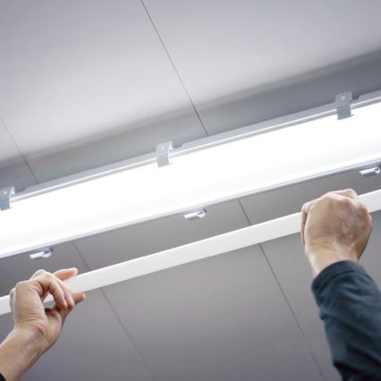 LED Žiarivková trubica T8 G13/18W/230V 6500K 120 cm