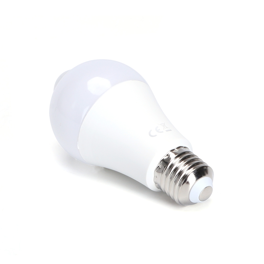 LED Žiarovka s pohybovým a súmrakovým senzorom A60 E27/6W/230V 3000K - Aigostar