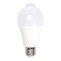 LED žiarovka so senzorom pohybu a súmraku A60 E27/15W/230V 6500K - Aigostar