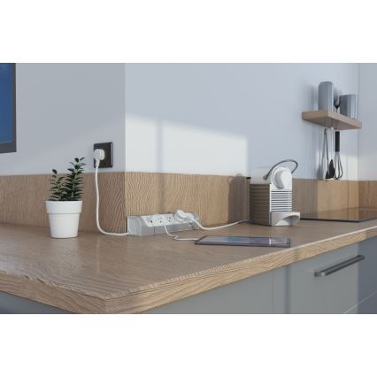 Legrand 049406 - 3-zásuvkový predlžovací kábel Typ E + USB-A + USB-C 1 m strieborný/biely